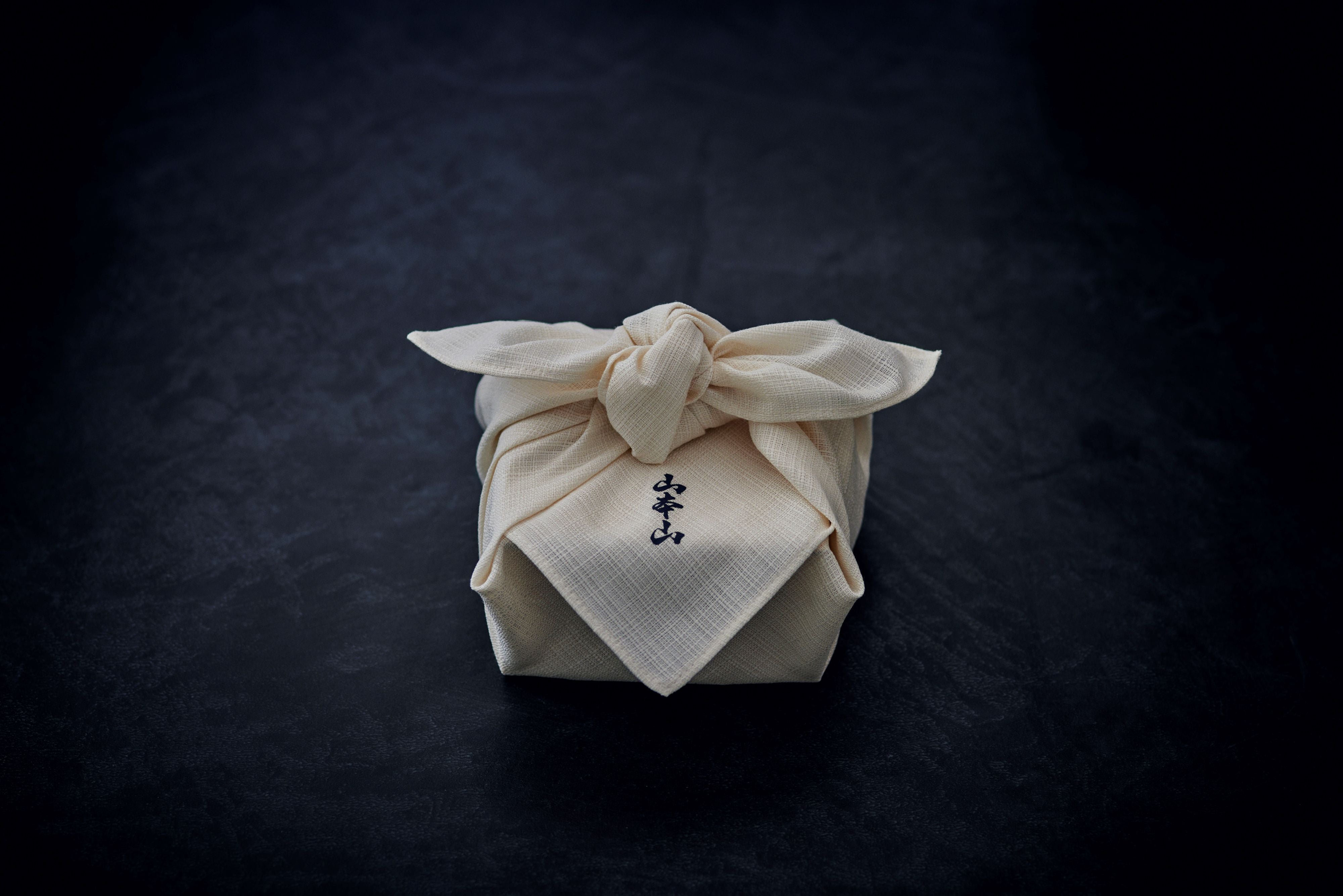 宇治小倉手摘み玉露 - 風呂敷包み